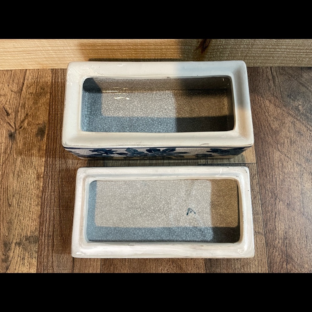 Antique Chinese Vanity Box - Picture 2 of 6